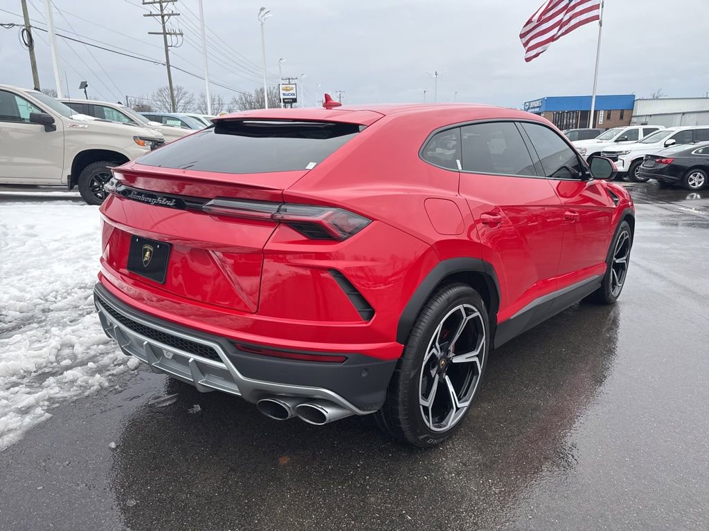 Used 2022 Lamborghini Urus image 5