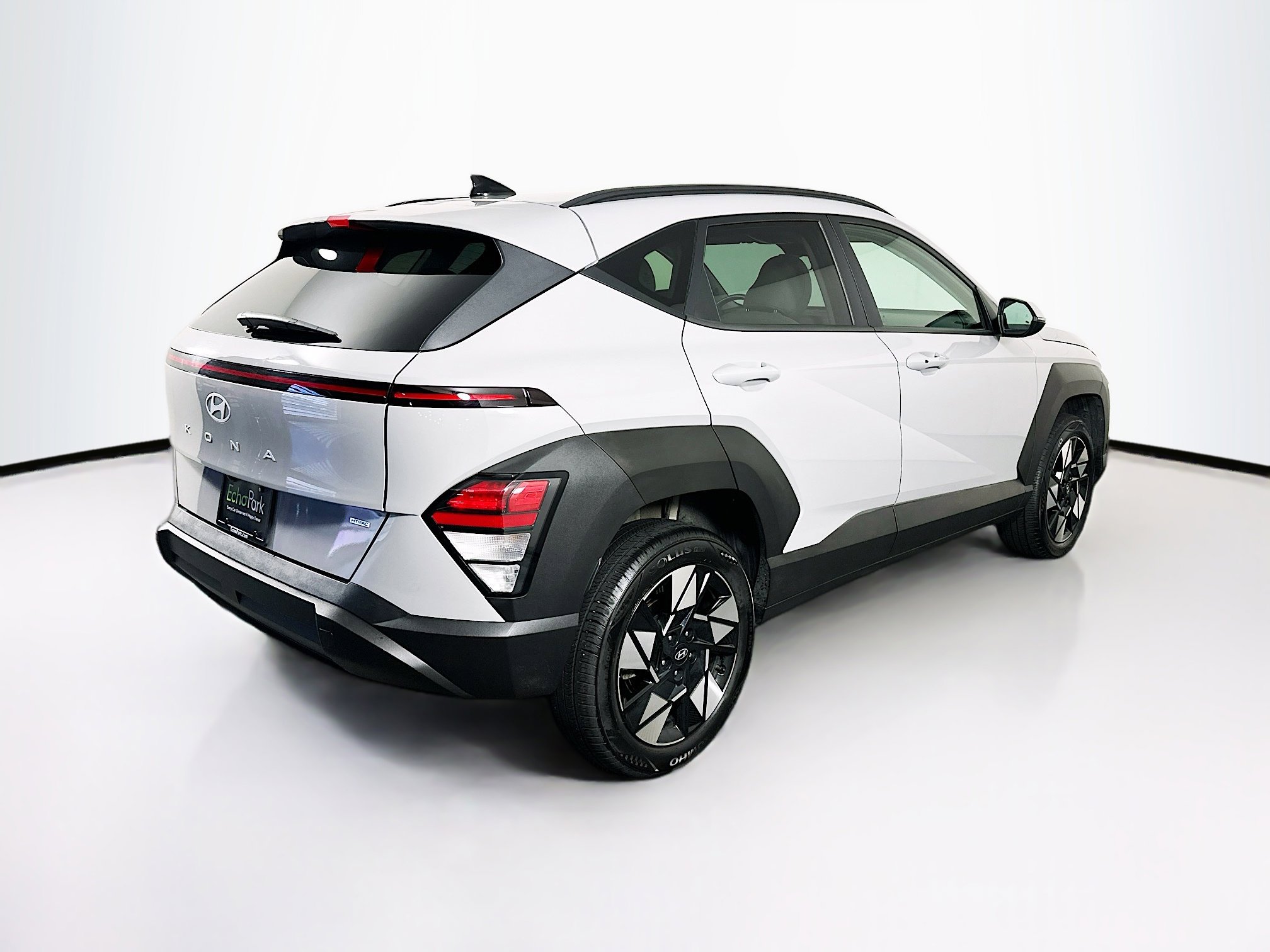 Used 2025 Hyundai Kona SEL image 9