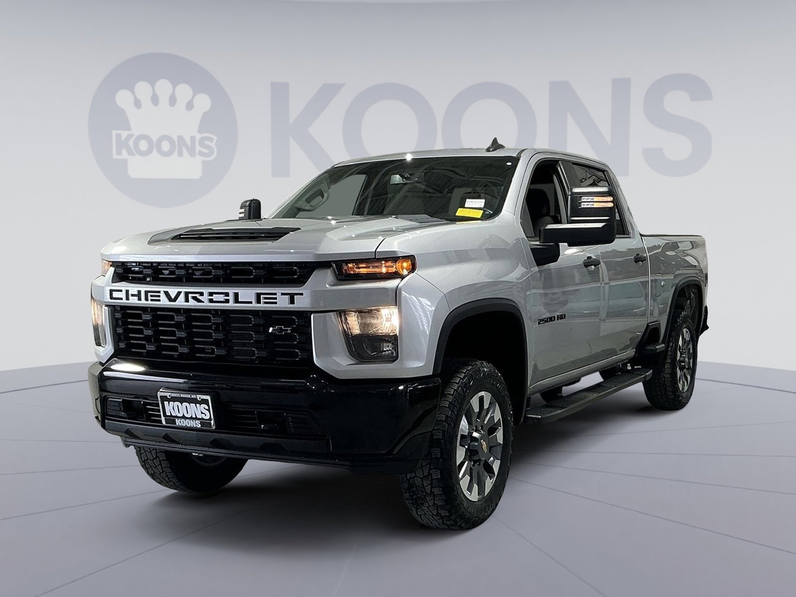 Used 2022 Chevrolet Silverado 2500 Custom w/ Custom Value Package AWD/4WD image 1