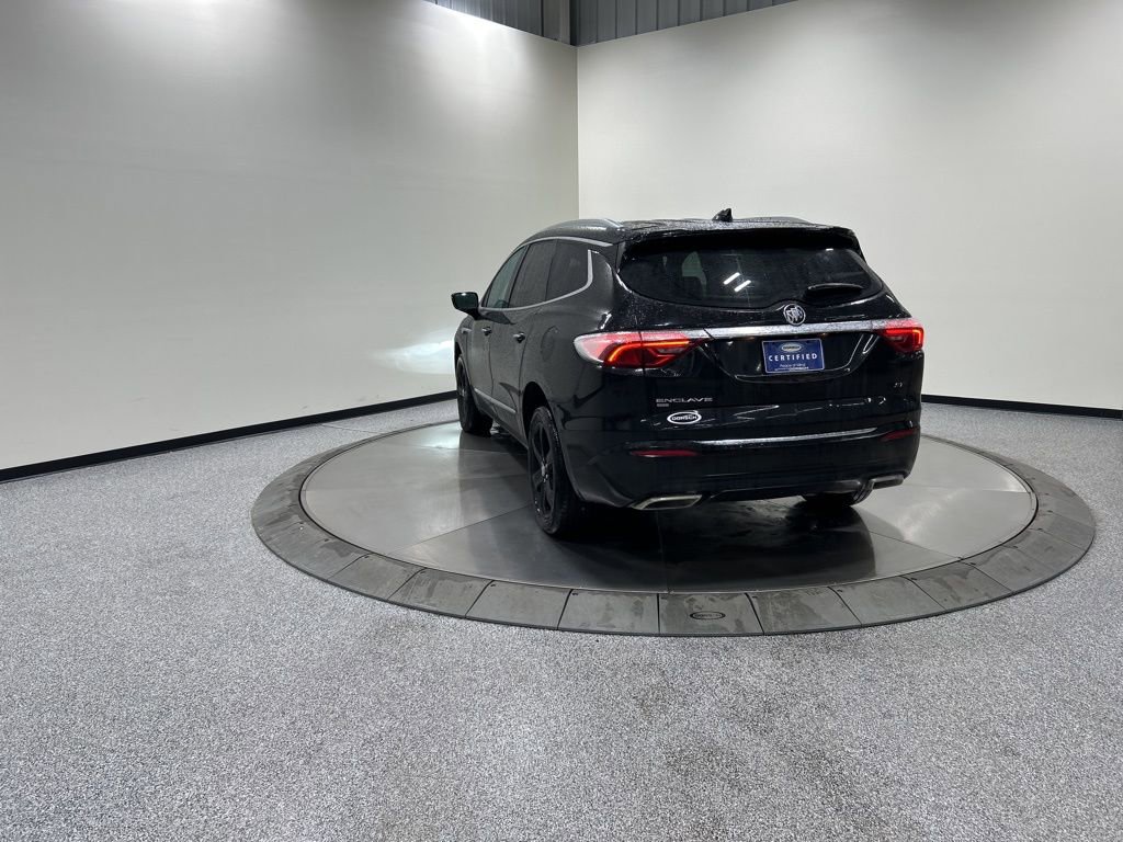 Used 2023 Buick Enclave Essence w/ Sport Touring Edition image 8