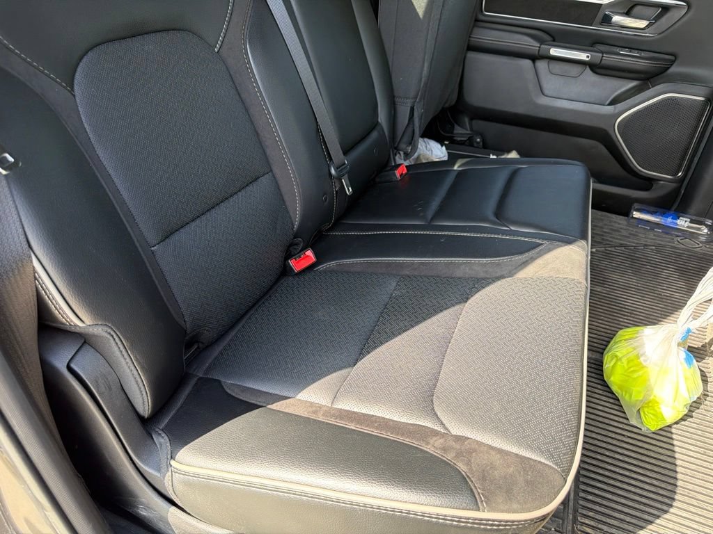 Used 2024 RAM 1500 Laramie AWD/4WD image 19
