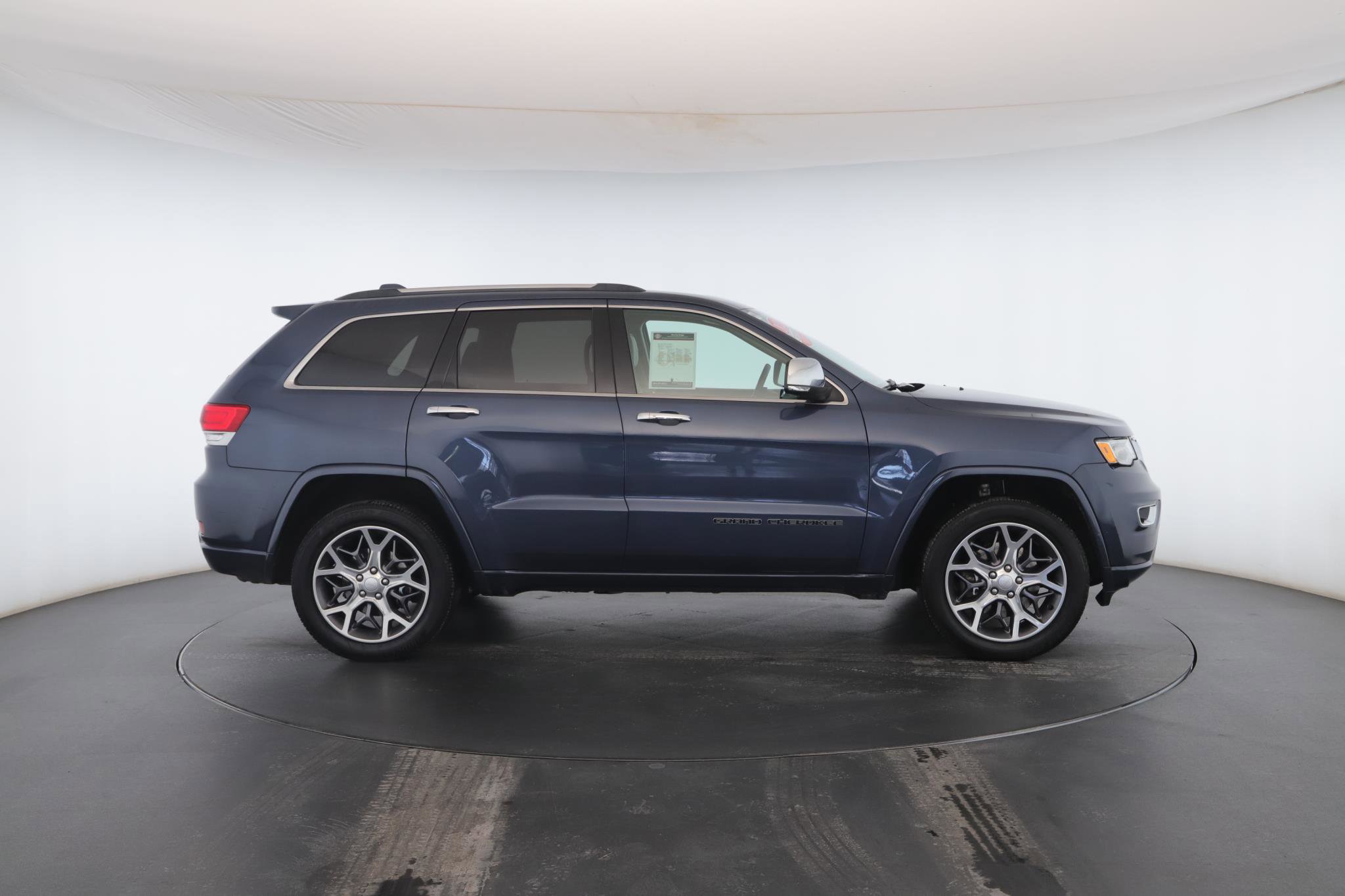 Used 2021 Jeep Grand Cherokee Overland image 22