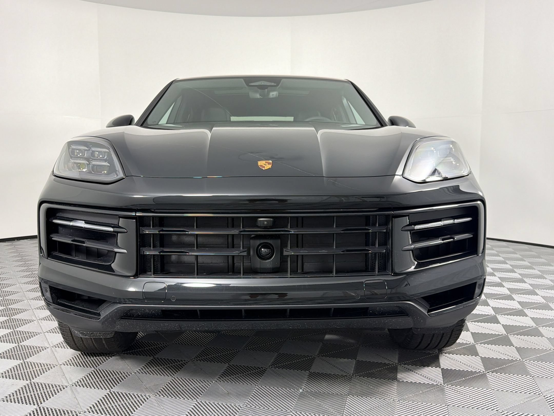 Certified 2026 Porsche Cayenne Coupe AWD/4WD image 13