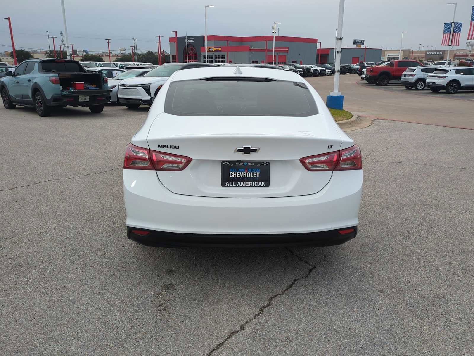 Used 2022 Chevrolet Malibu LT w/ Sport Edition image 7