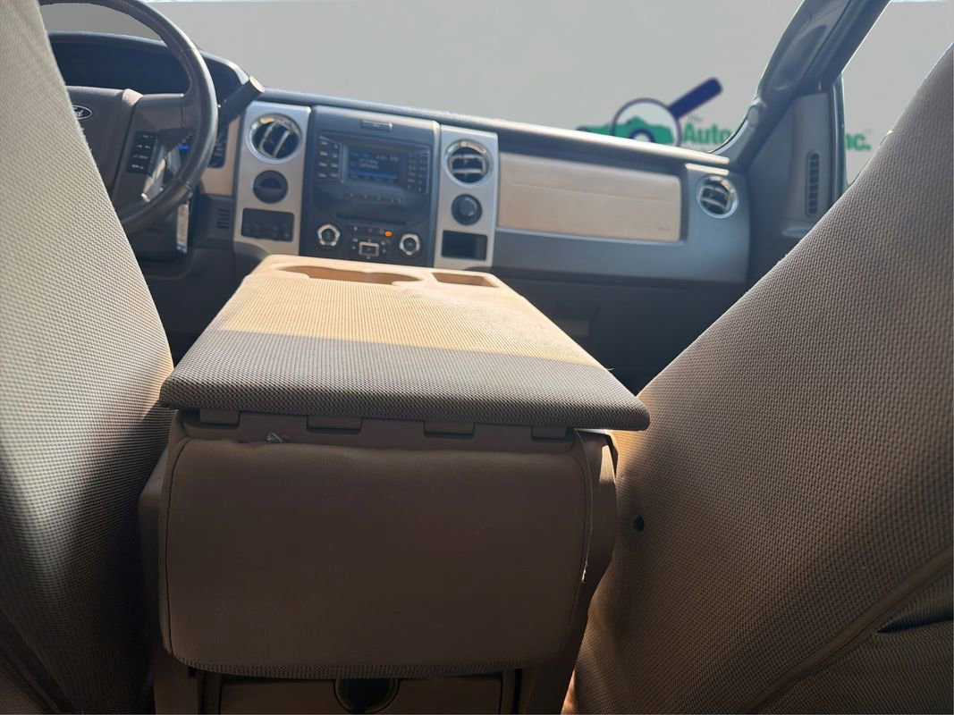Used 2014 Ford F150 XLT w/ XLT Chrome Package image 22