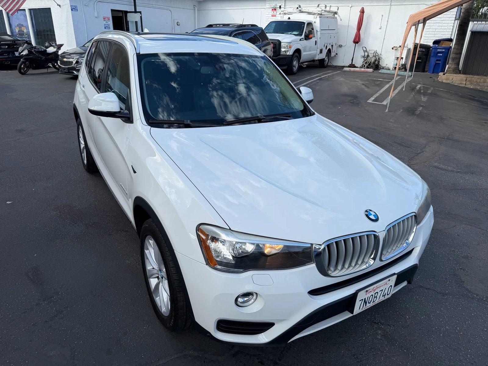 Used 2016 BMW X3 xDrive28i AWD/4WD image 11