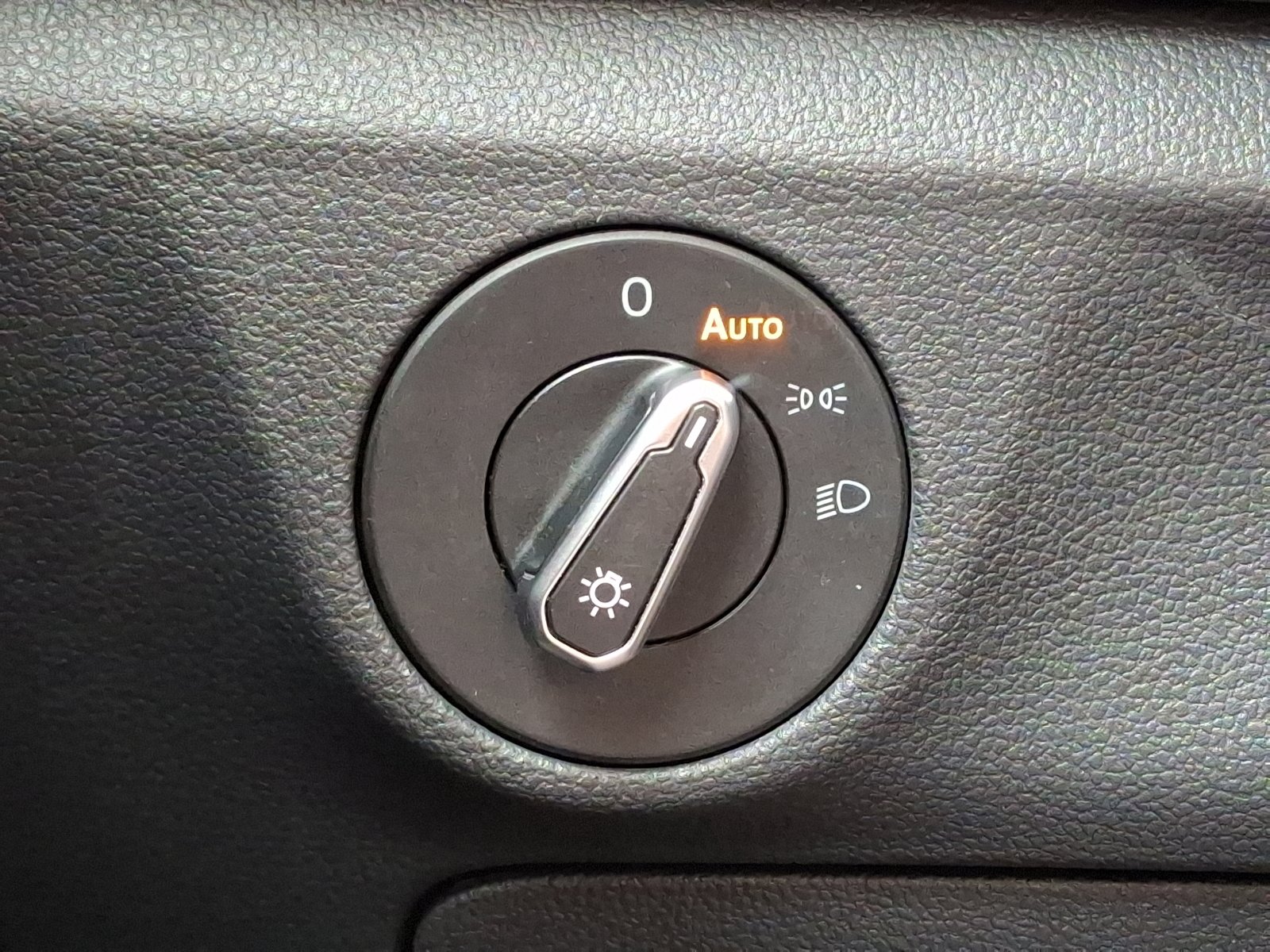 Certified 2024 Volkswagen Jetta GLI 40th Anniversary Edition image 24