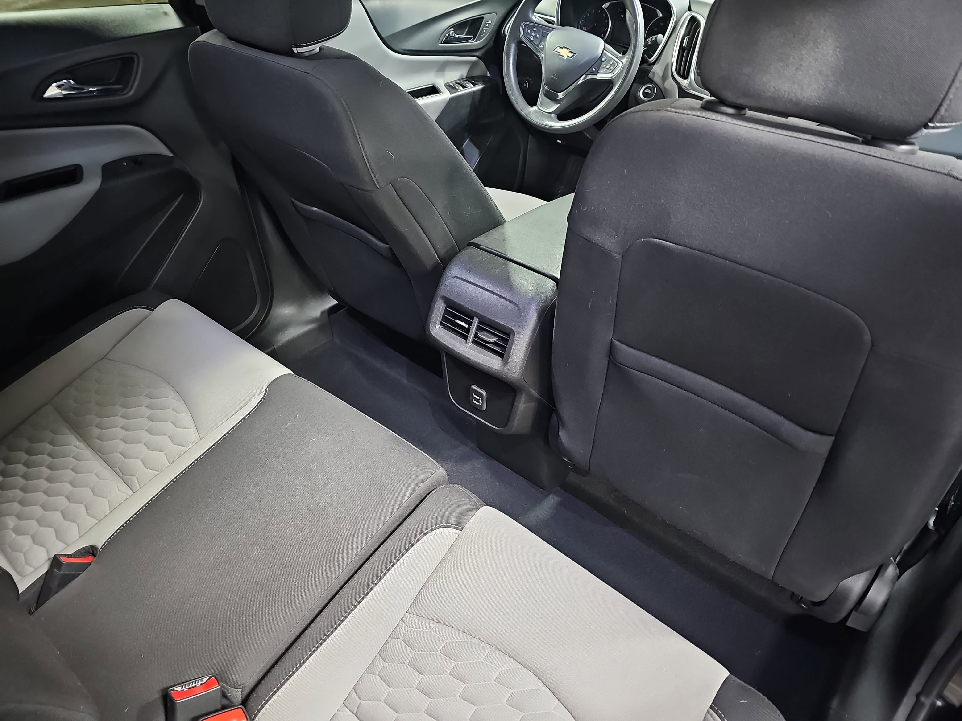 Used 2021 Chevrolet Equinox LT image 11