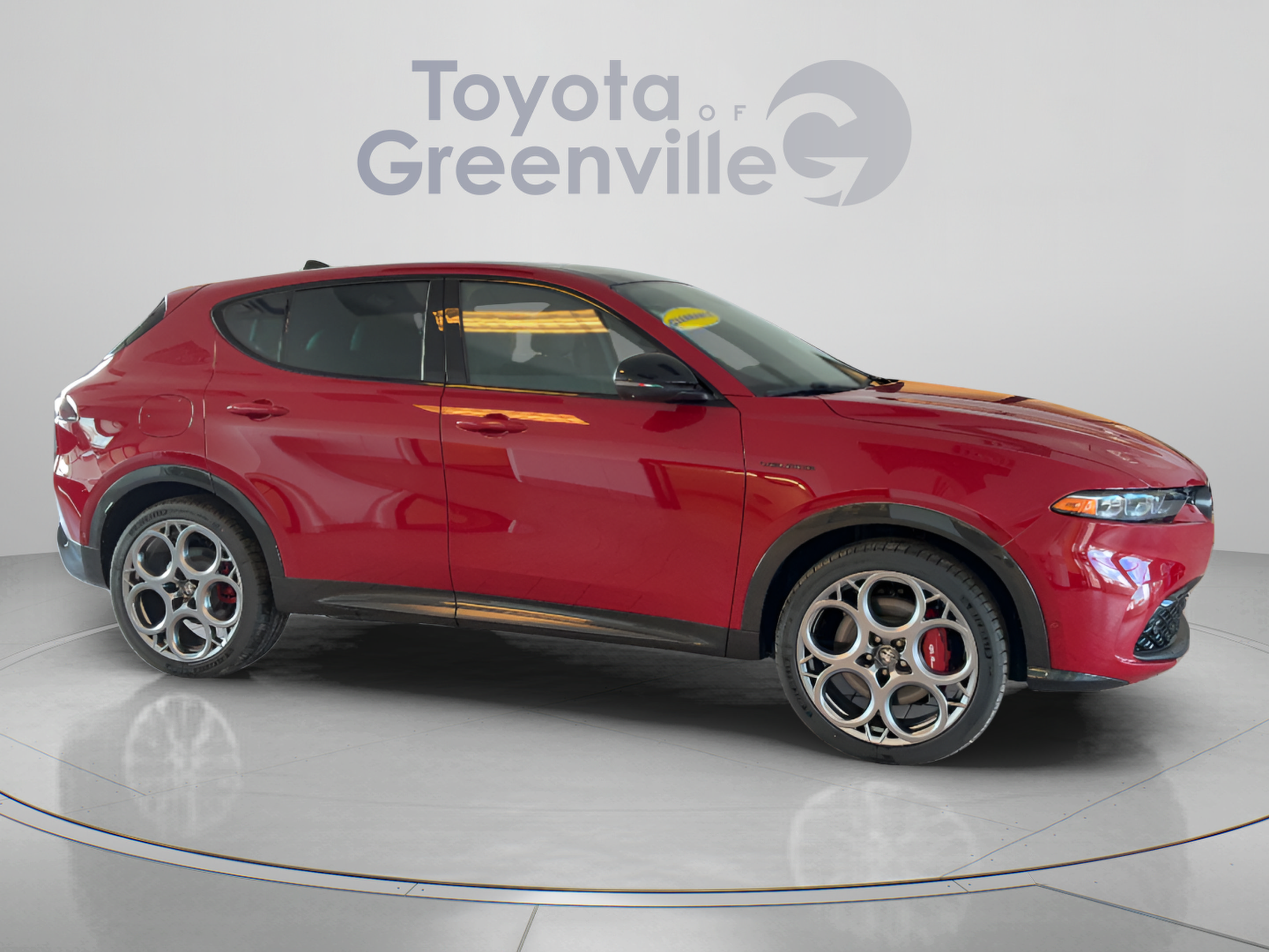 Used 2024 Alfa Romeo Tonale Veloce w/ Active Assist Package AWD/4WD image 7