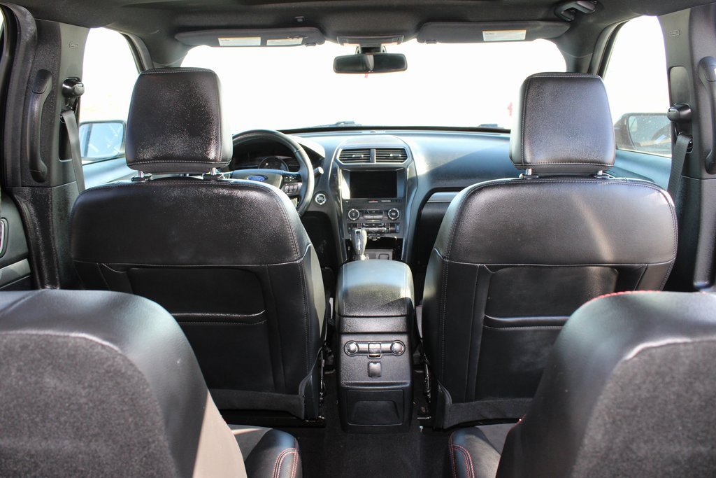Used 2019 Ford Explorer XLT w/ Equipment Group 202A image 27