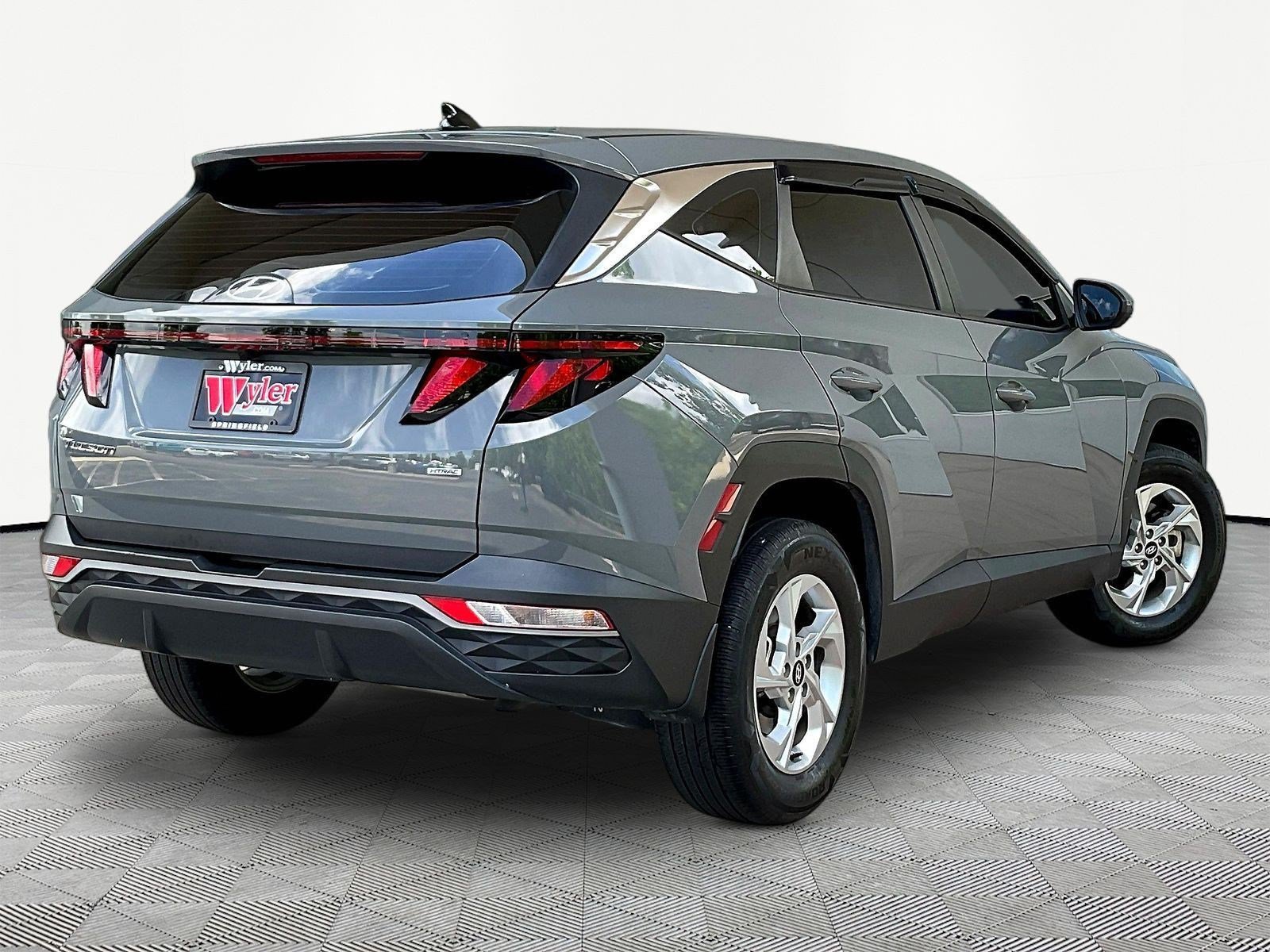 Used 2024 Hyundai Tucson SE AWD/4WD image 6