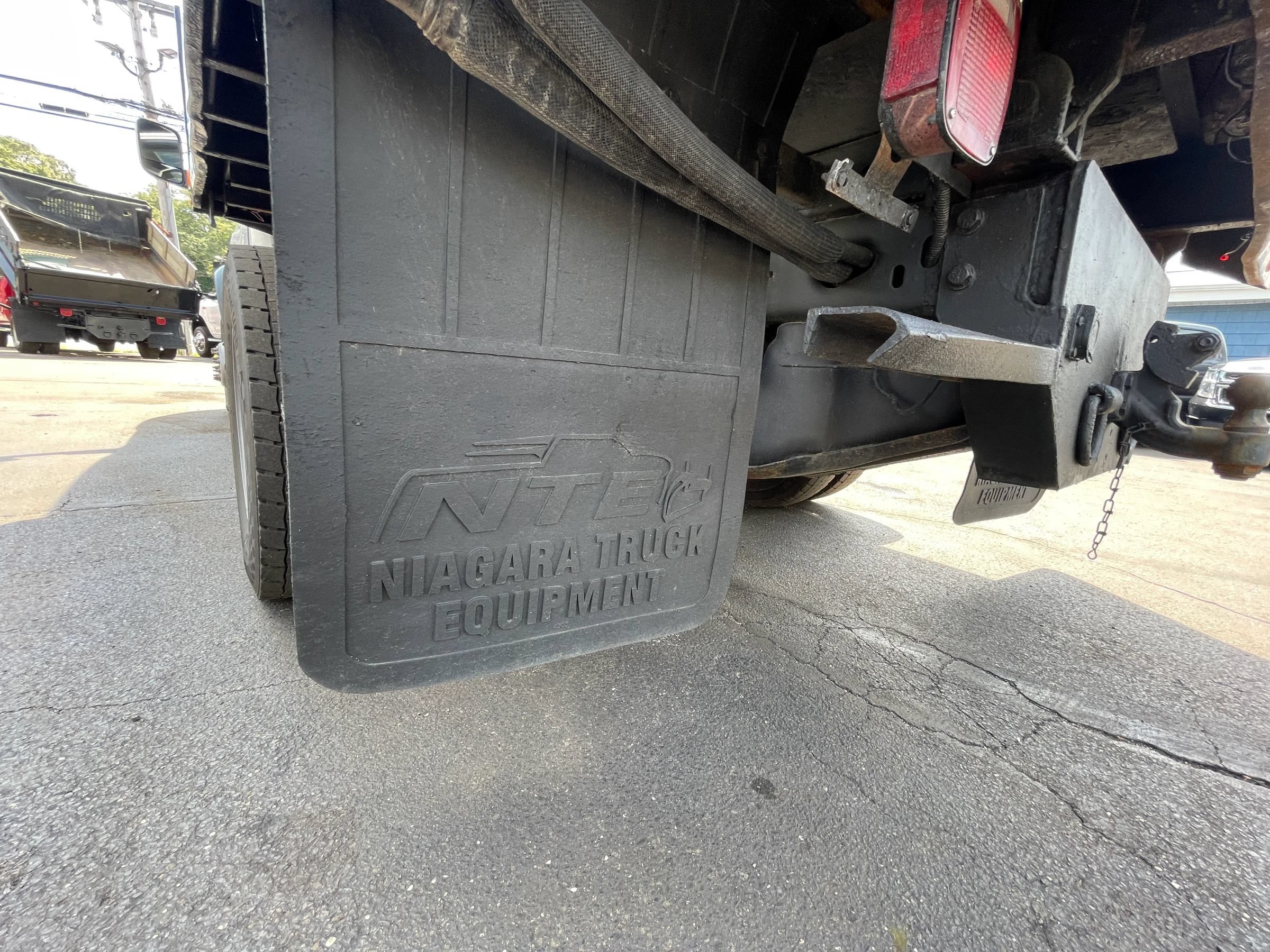 Used 2018 RAM 5500 Tradesman w/ Power & Remote Entry Group AWD/4WD image 27