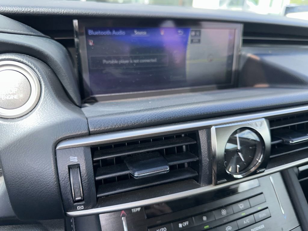 Used 2017 Lexus IS 200t 200t w/ Navigation System Package image 18