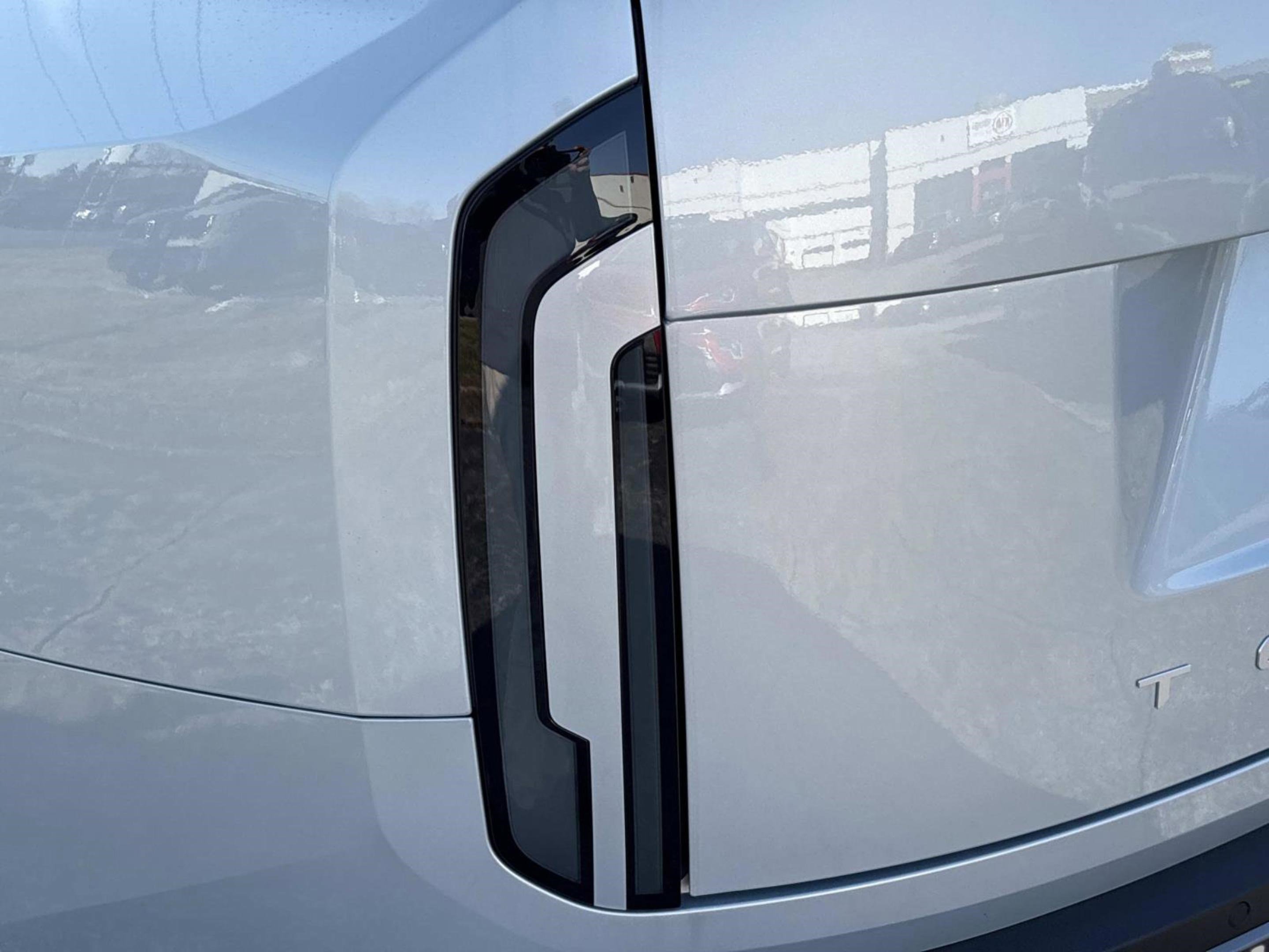 New 2027 Kia Telluride S image 11