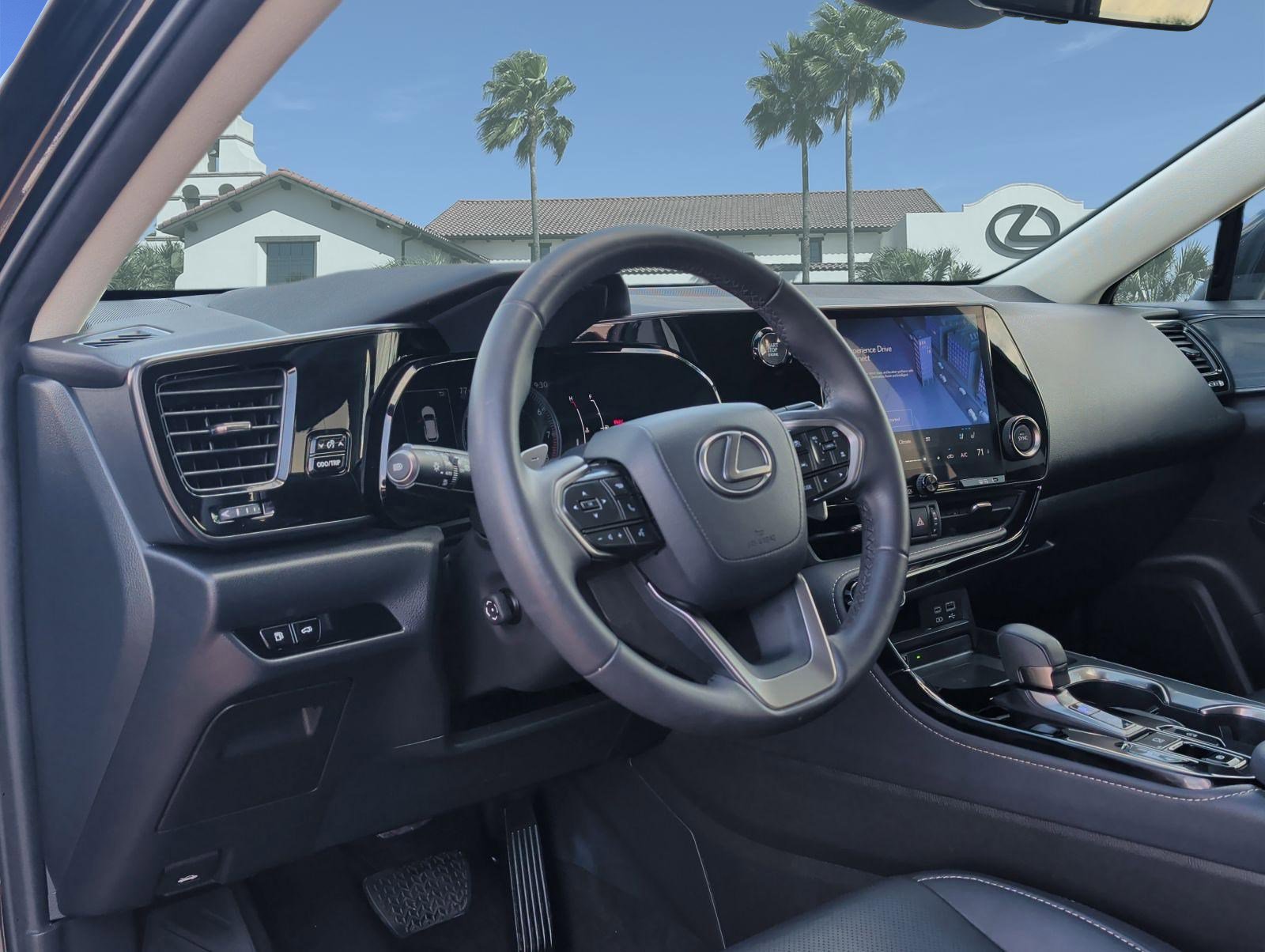 Used 2024 Lexus NX 250 FWD image 12