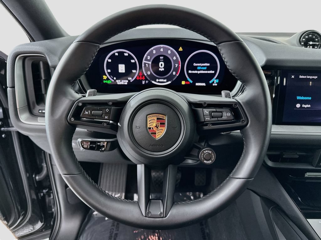 Certified 2026 Porsche Cayenne Coupe AWD/4WD image 12