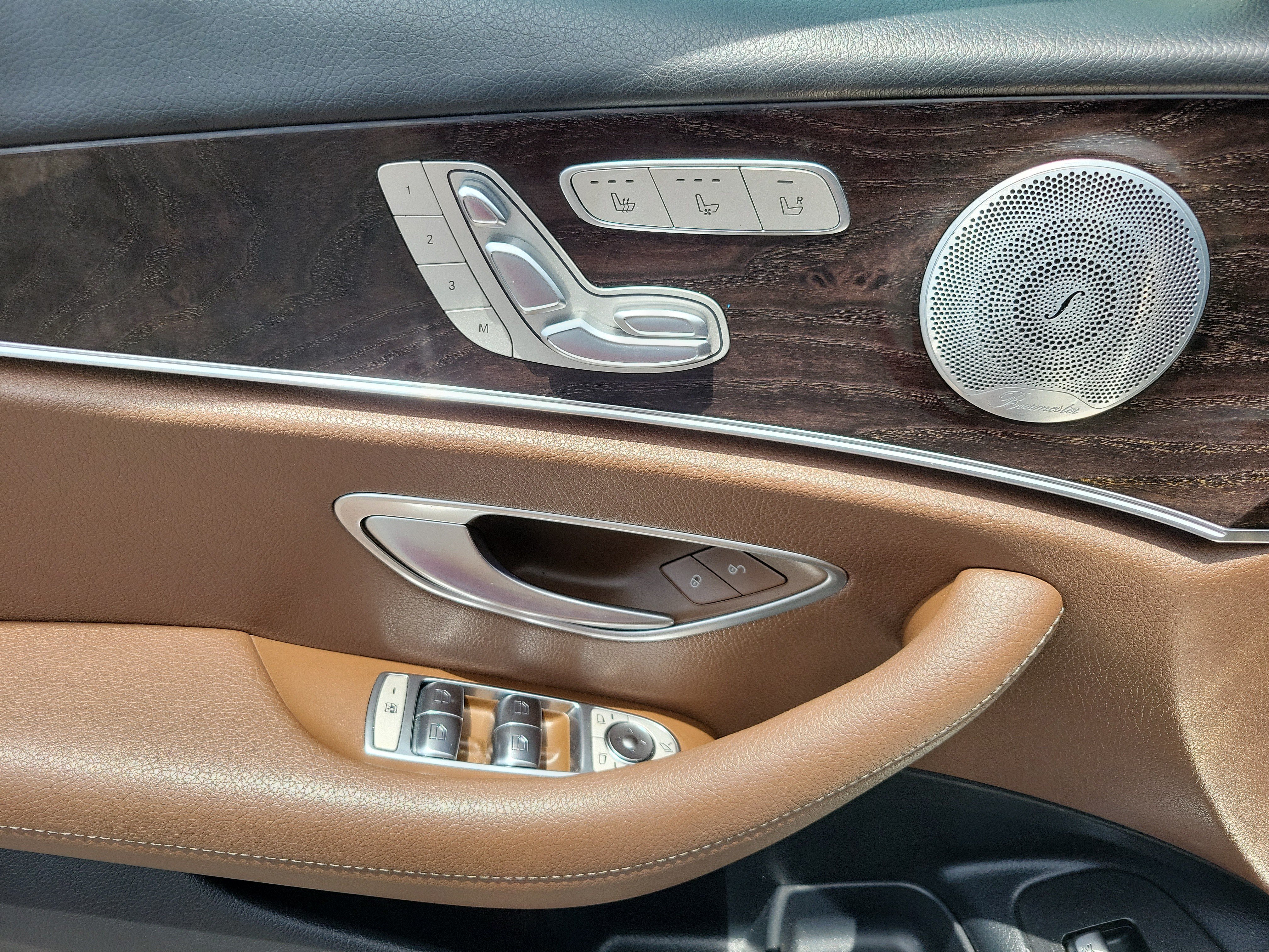 Used 2020 Mercedes-Benz E 350 4MATIC Sedan image 5