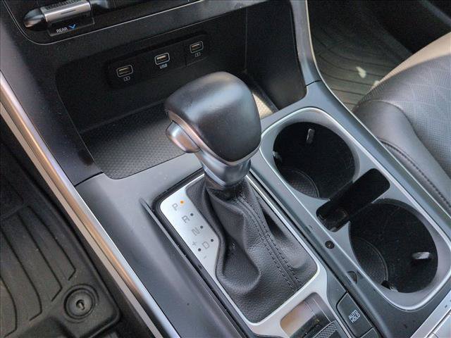 Used 2023 Kia Carnival LX FWD image 12
