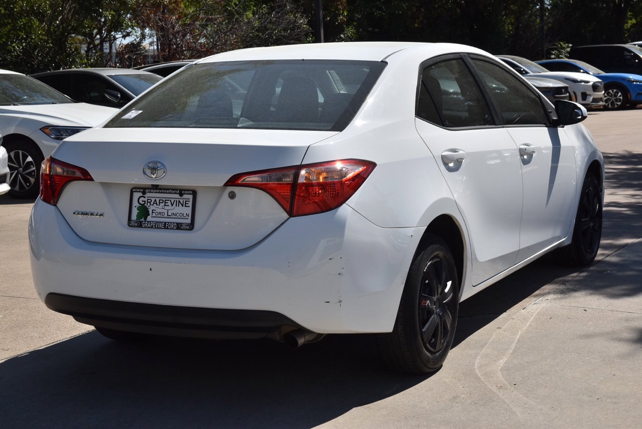 Used 2018 Toyota Corolla L FWD image 8