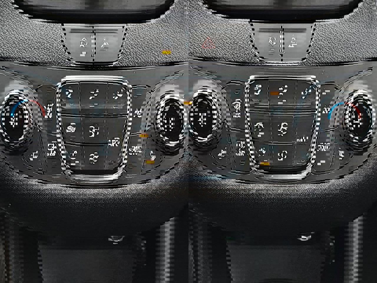 Used 2024 Chevrolet Malibu LT image 25