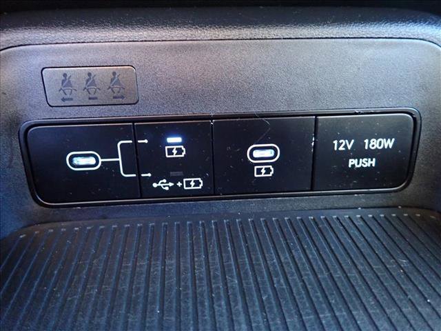 Used 2024 Hyundai Kona SE image 16