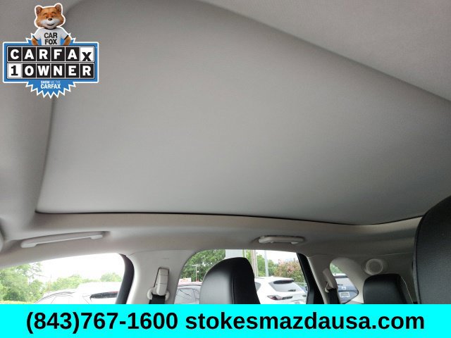 Used 2022 Ford Edge Titanium AWD/4WD image 3