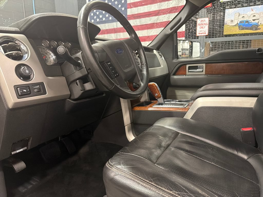 Used 2010 Ford F150 Lariat AWD/4WD image 3