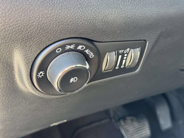 Used 2026 Jeep Compass Limited AWD/4WD image 27