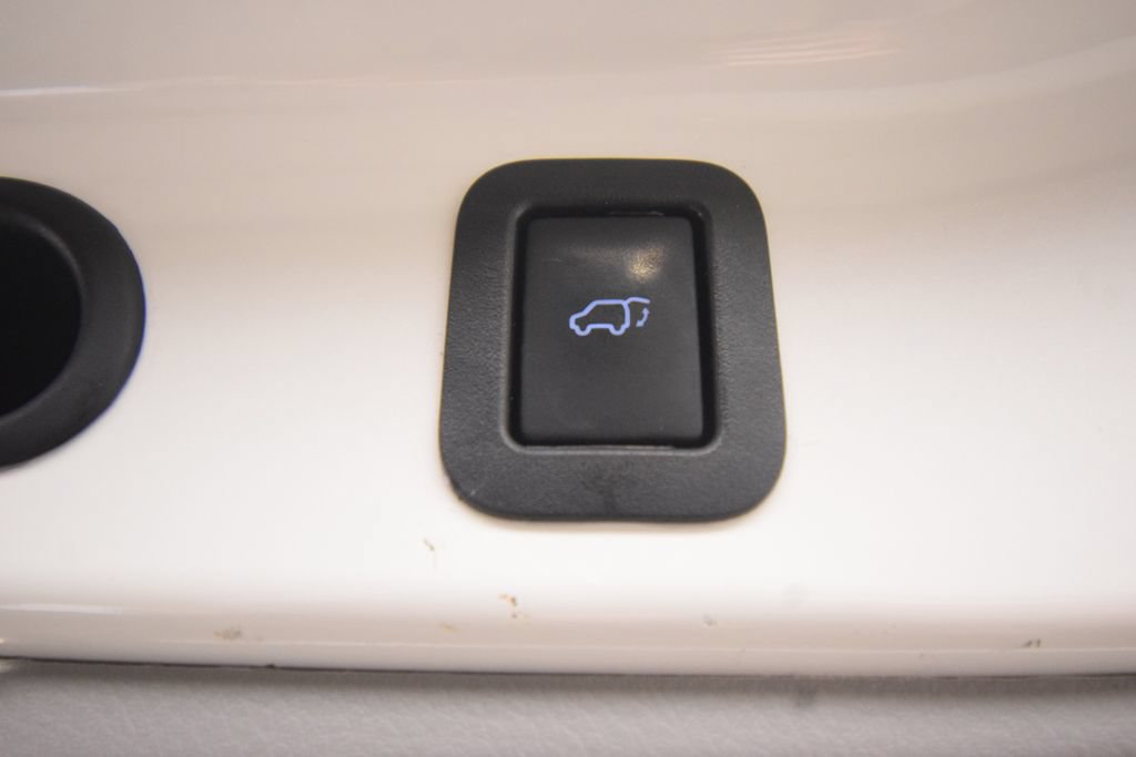 Used 2015 Toyota Highlander XLE AWD/4WD image 34