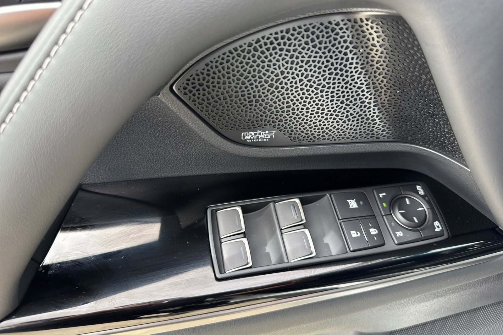 New 2026 Lexus LX 700h F Sport AWD/4WD image 14