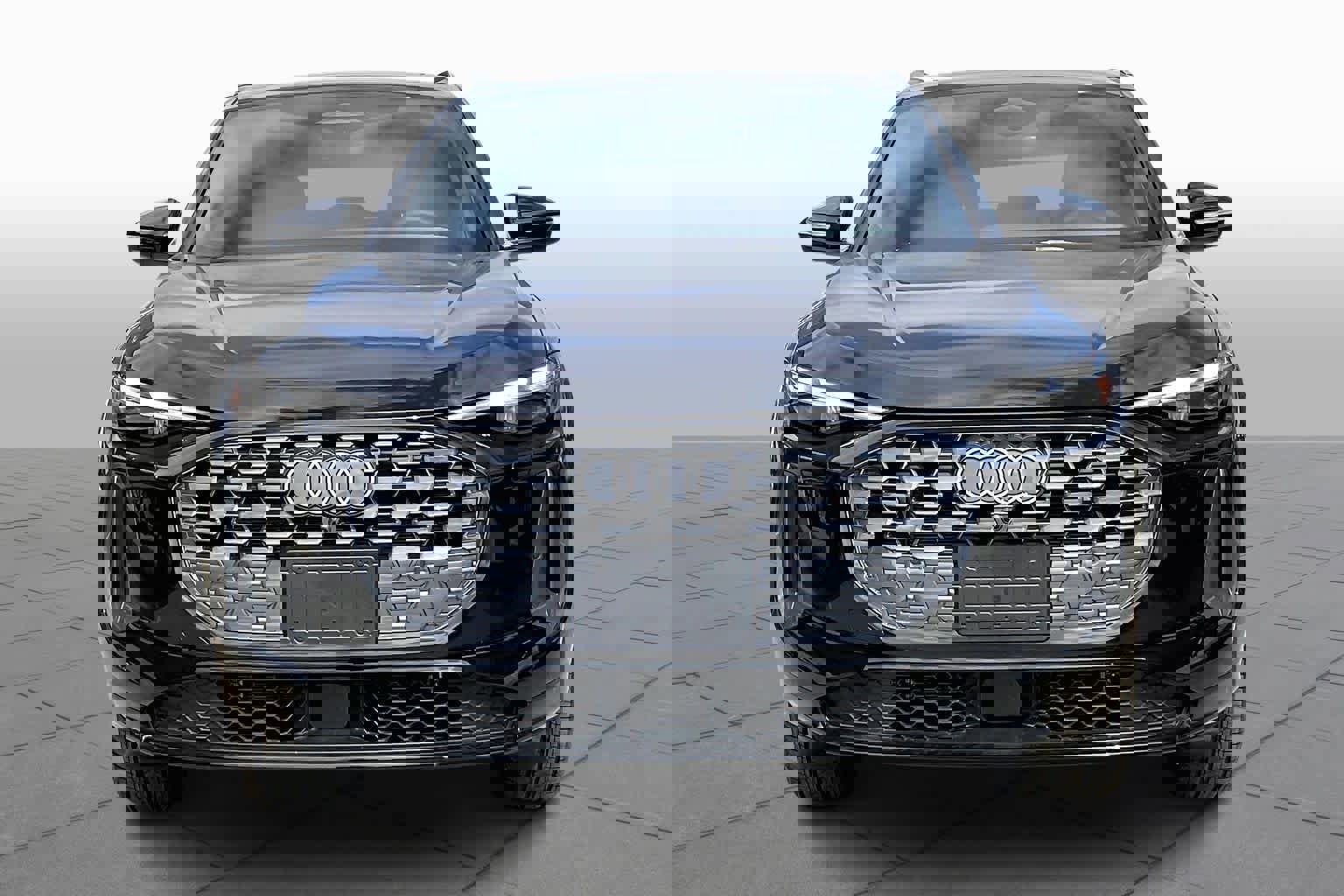 Certified 2025 Audi Q5 Premium w/ Convenience Package image 3