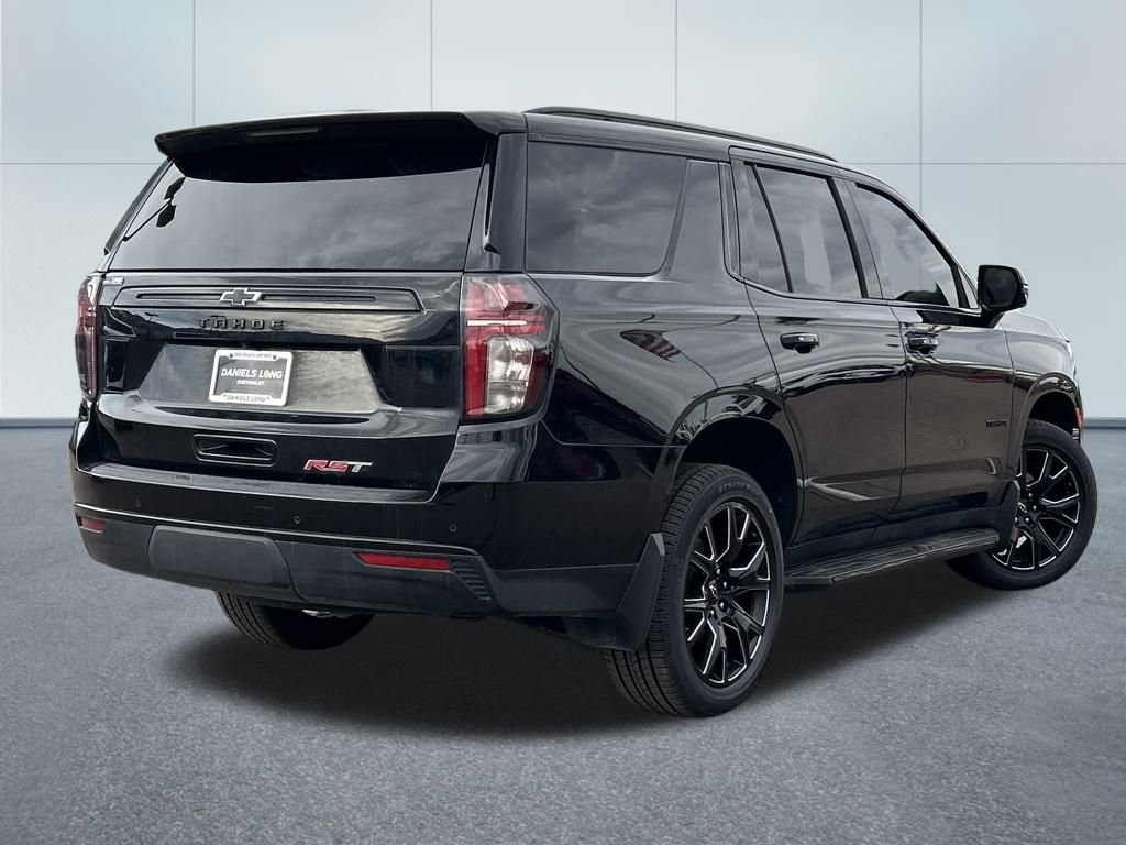 Used 2024 Chevrolet Tahoe RST w/ Luxury Package image 2