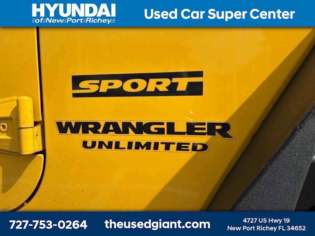 Used 2015 Jeep Wrangler Unlimited Sport w/ Connectivity Group image 5