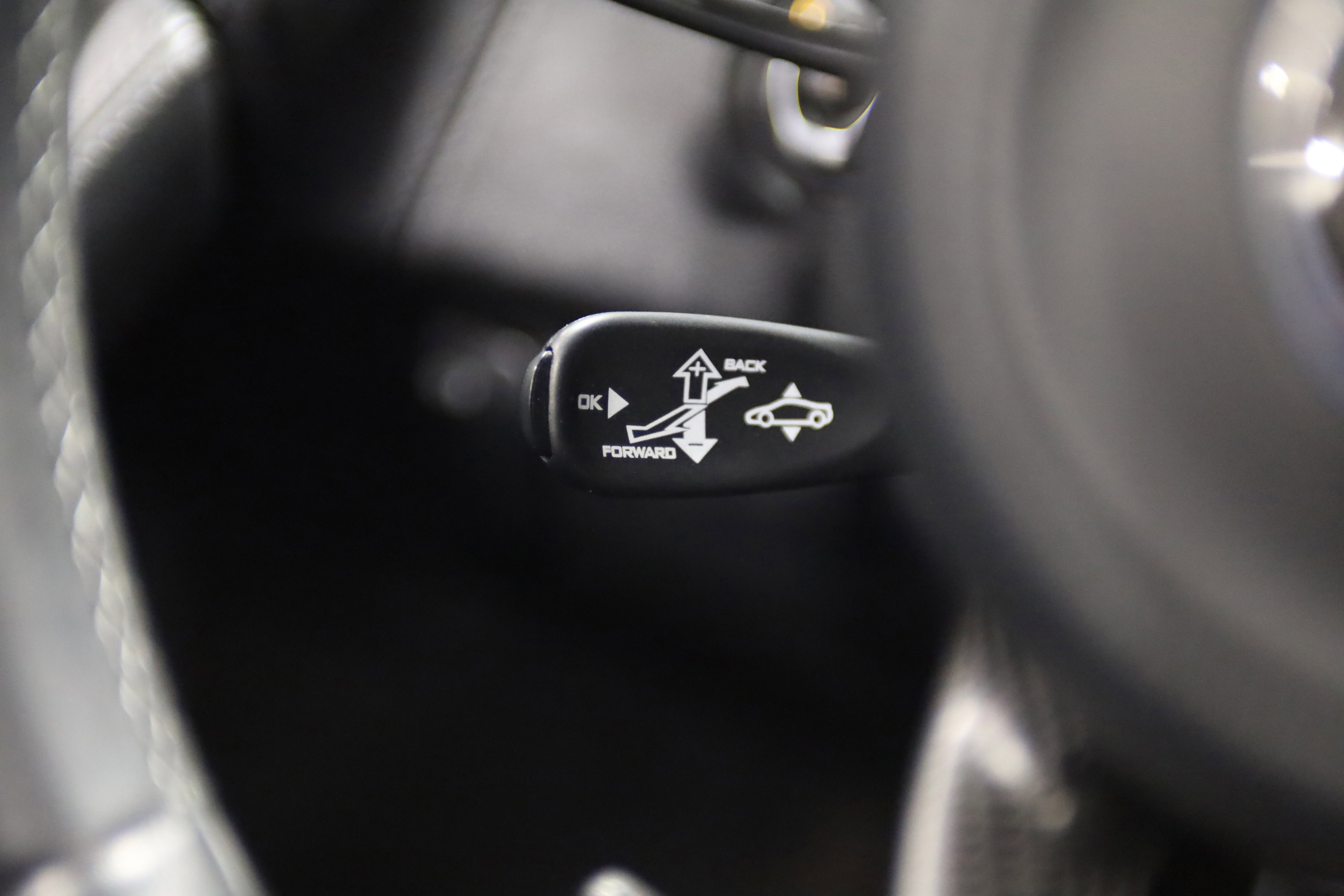 Used 2018 McLaren 570S Coupe image 24