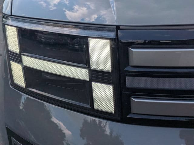 Certified 2024 Hyundai Santa Fe SEL AWD/4WD image 10
