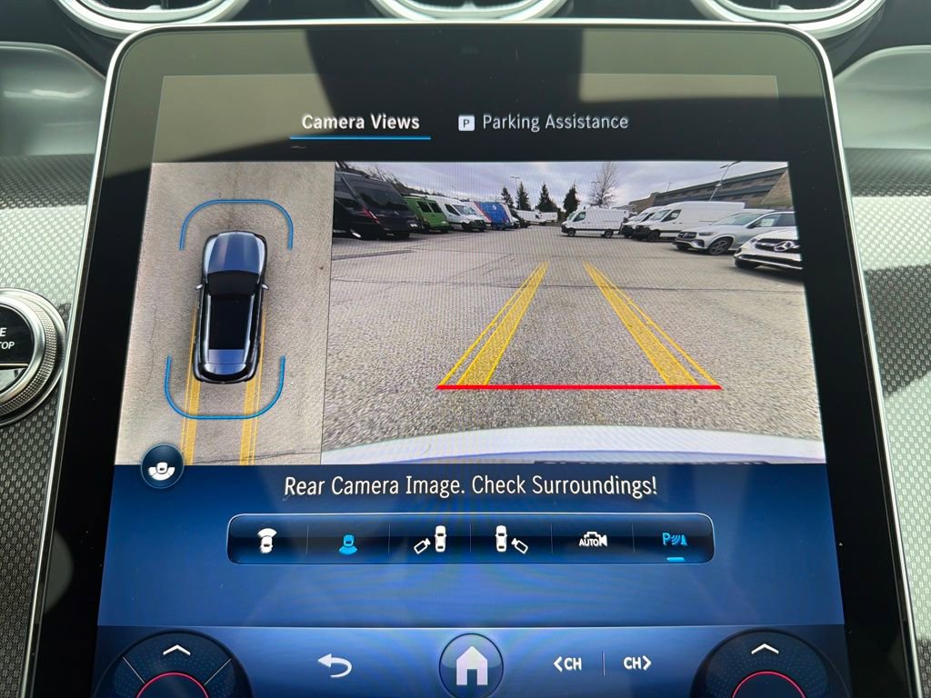 Used 2025 Mercedes-Benz GLC 350e 4MATIC image 16