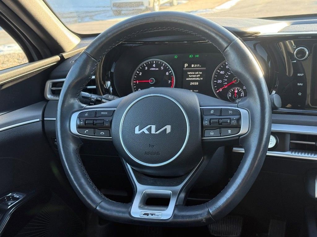 Used 2023 Kia K5 GT-Line image 16