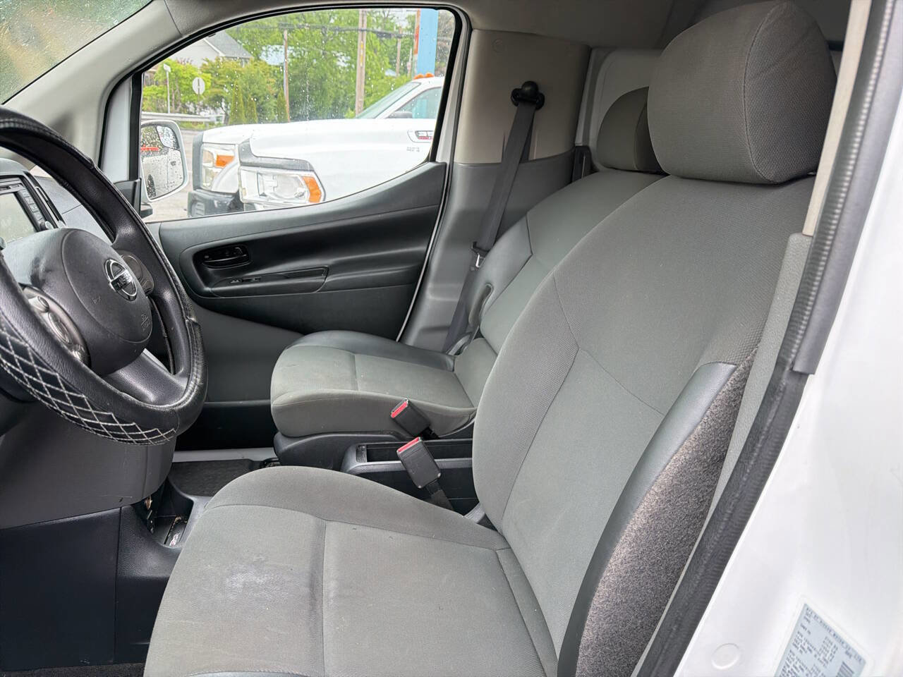 Used 2016 Nissan NV200 SV w/ Technology Package FWD image 10