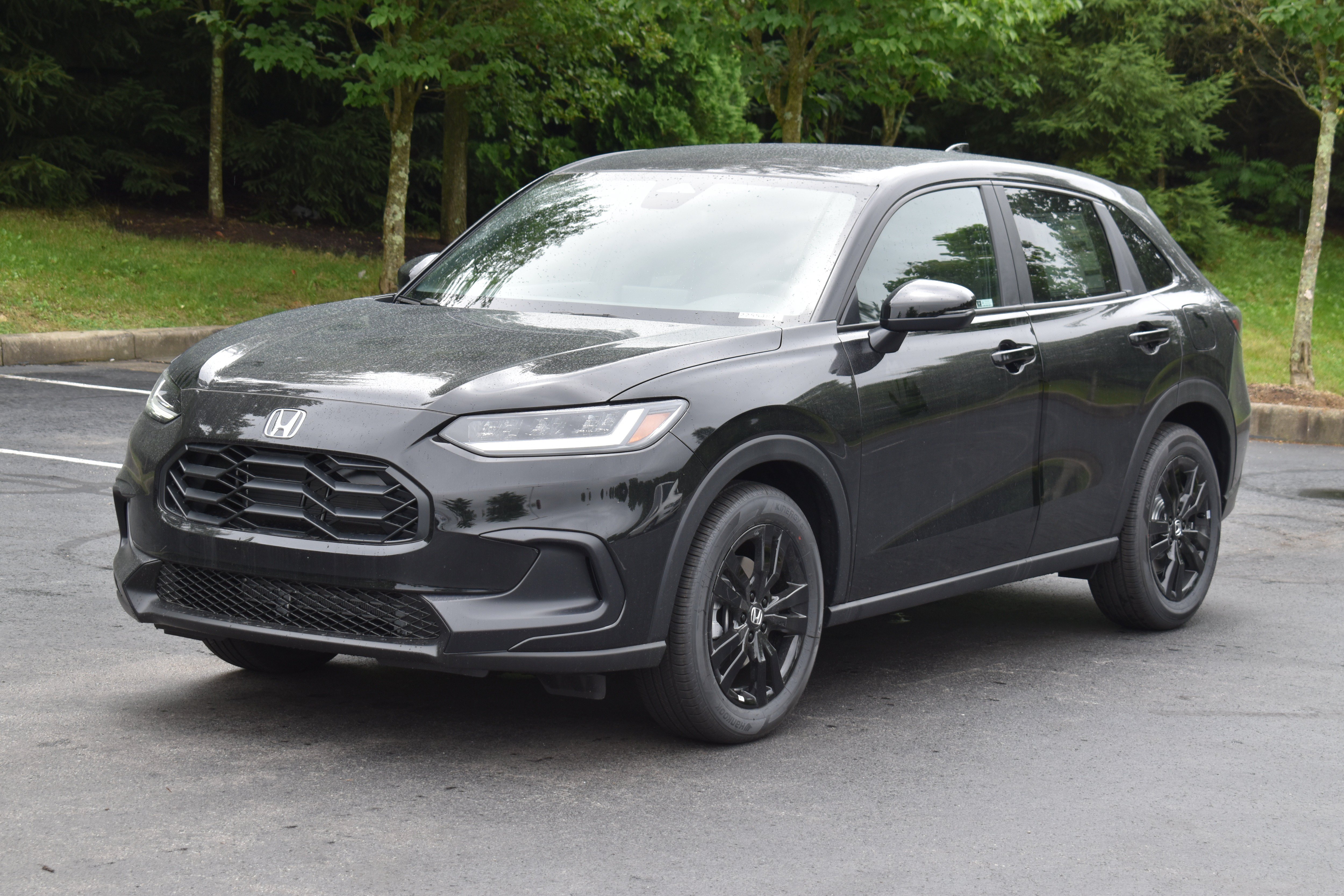 New 2027 Honda HR-V Sport image 3