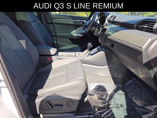 Used 2024 Audi Q3 2.0T Premium AWD/4WD image 10