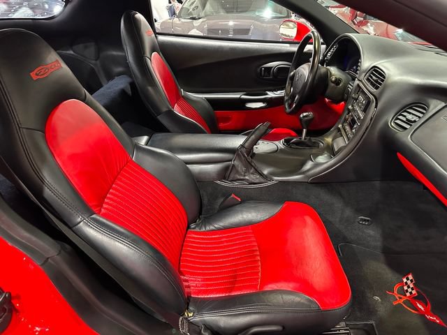 Used 2002 Chevrolet Corvette Z06 w/ Memory Pkg RWD image 11
