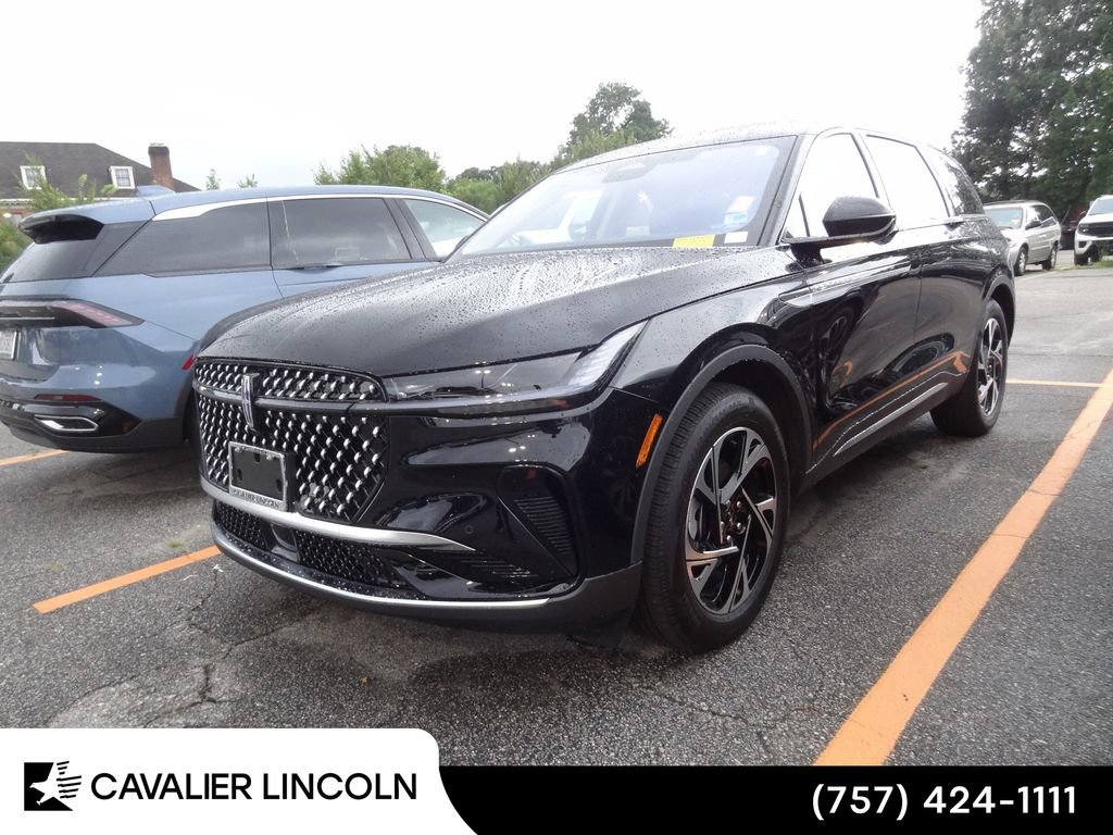Used 2026 Lincoln Nautilus Premier w/ Equipment Group 102A AWD/4WD image 3