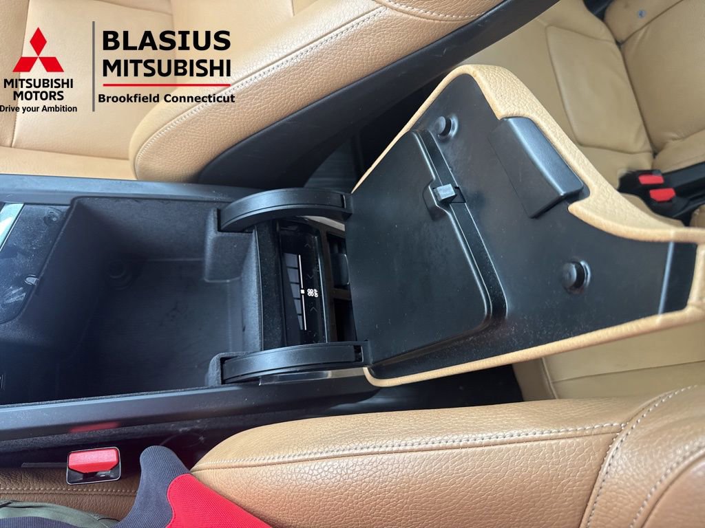 Used 2016 Volvo XC90 T6 Momentum w/ Momentum Plus Package image 29