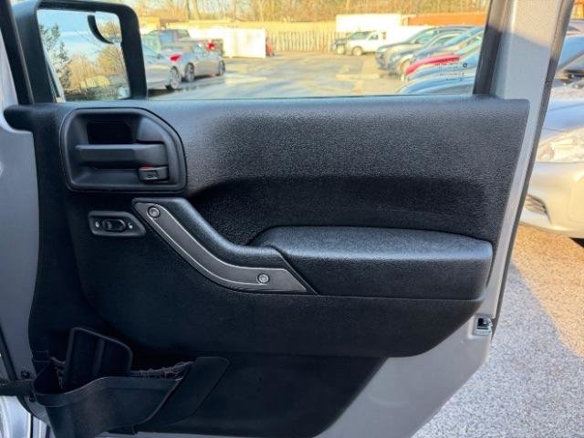 Used 2013 Jeep Wrangler Unlimited Sport image 30