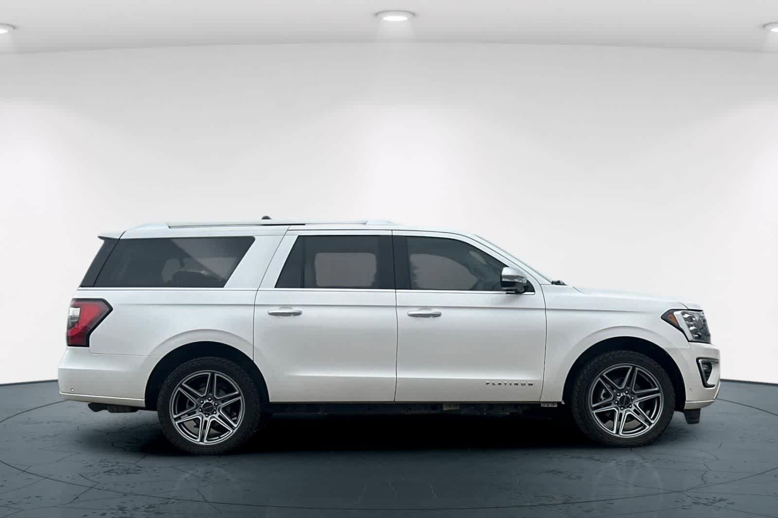 Used 2019 Ford Expedition Max Platinum AWD/4WD image 6
