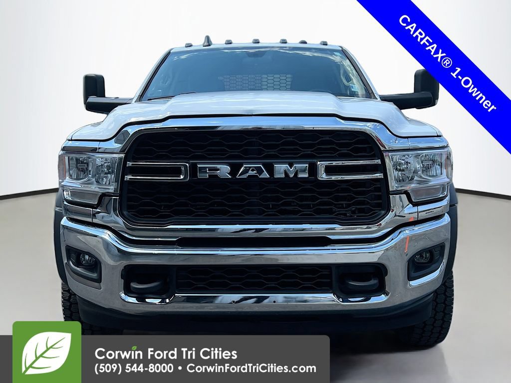 Used 2020 RAM 5500 Tradesman w/ Chrome Appearance Group AWD/4WD image 4