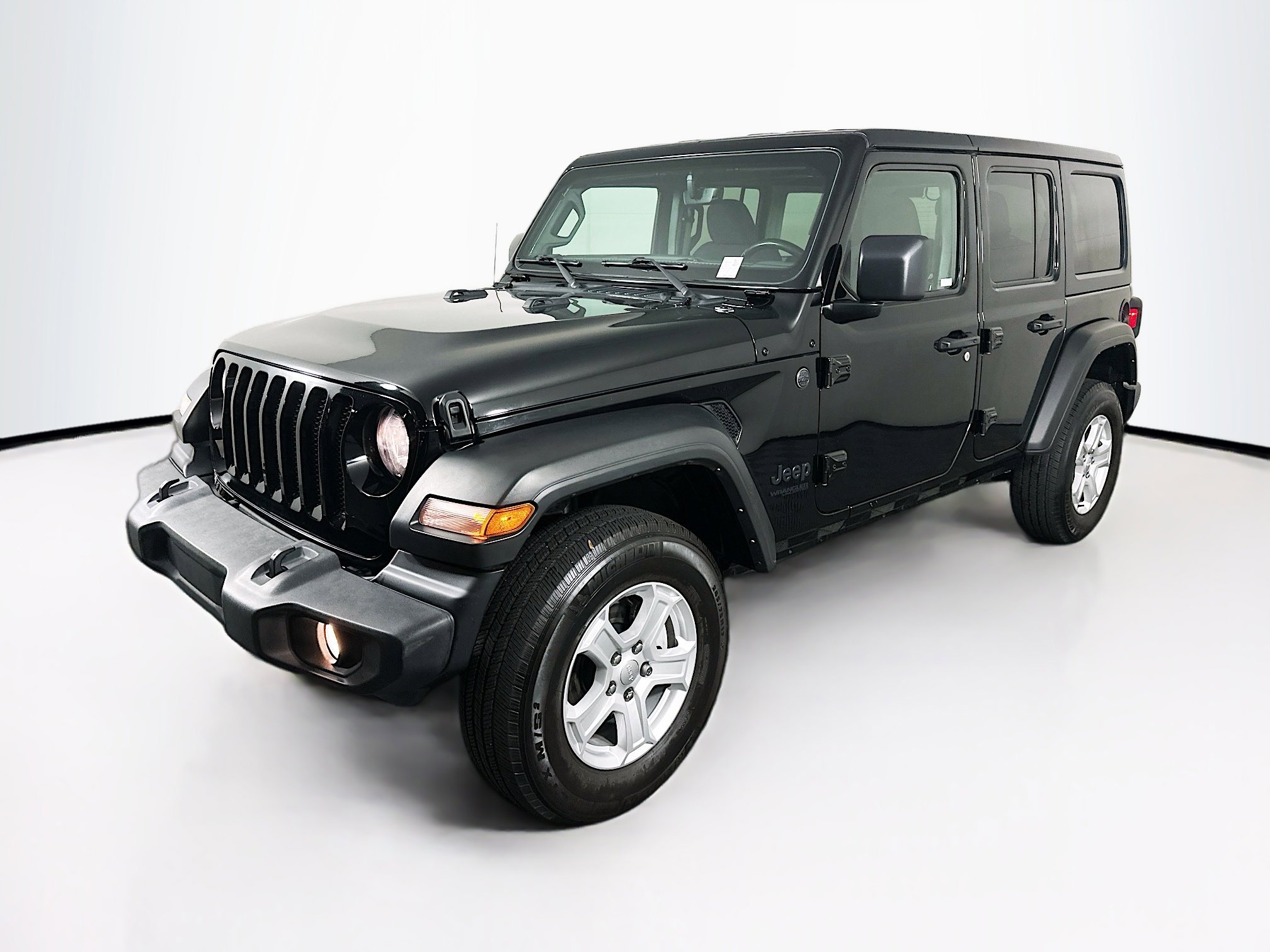 Used 2022 Jeep Wrangler Unlimited Sport AWD/4WD image 3