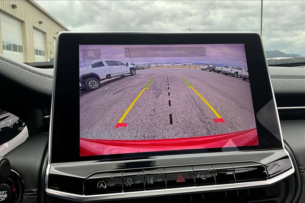 Used 2023 Jeep Compass Limited image 23