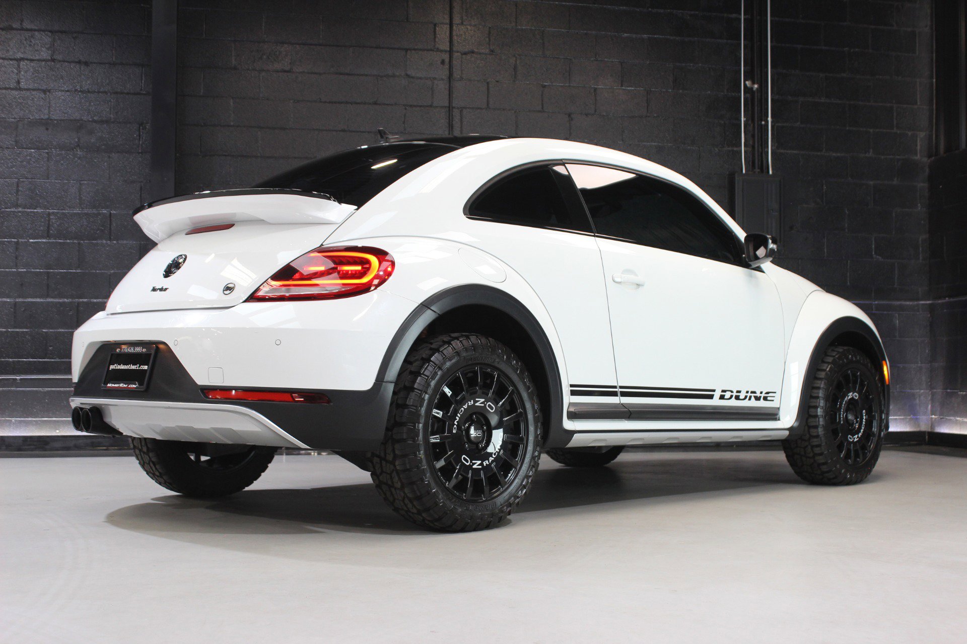 Used 2017 Volkswagen Beetle 1.8T Dune w/ Dune Technology Package FWD image 75
