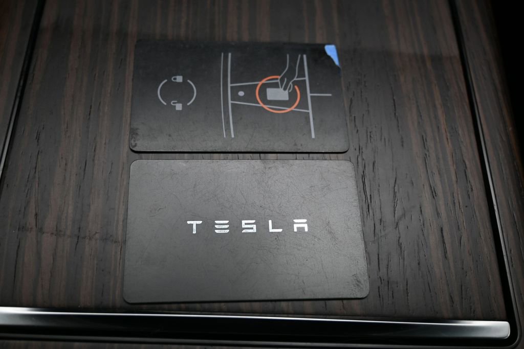 Used 2023 Tesla Model X AWD/4WD image 35